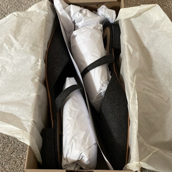 NEW Dolce Vita Black Denim Mule Flats - Picture 7 of 7